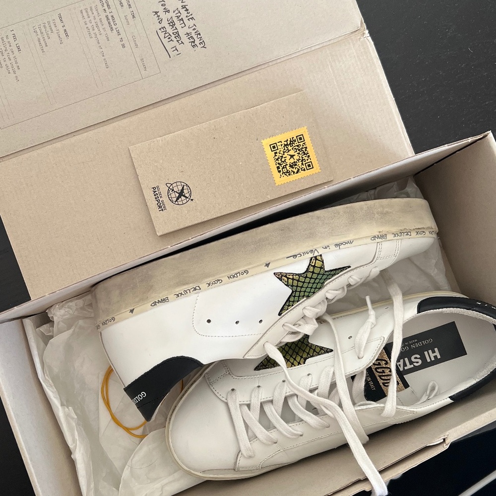 Golden Goose  Hi Star Leather Low-Top Sneakers Iridescent